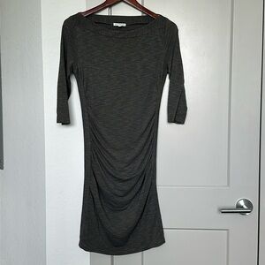 STANDARD JAMES PERSE 3/4 SLEEVE RUCHED SIDE CASUAL GREY DRESS SIZE 2 MEDIUM